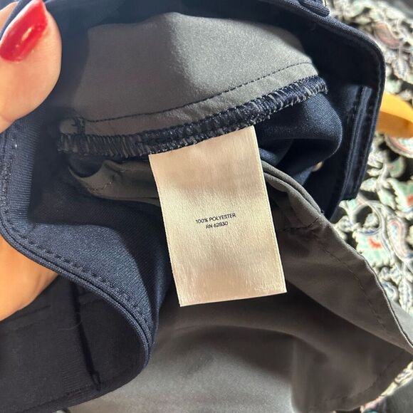 Lands' End Size 36 Navy Hybrid Shorts - Picture 3 of 5